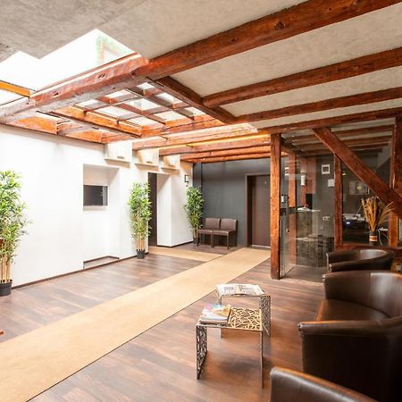 Vendi Grand Square Residence Sibiu Extérieur photo