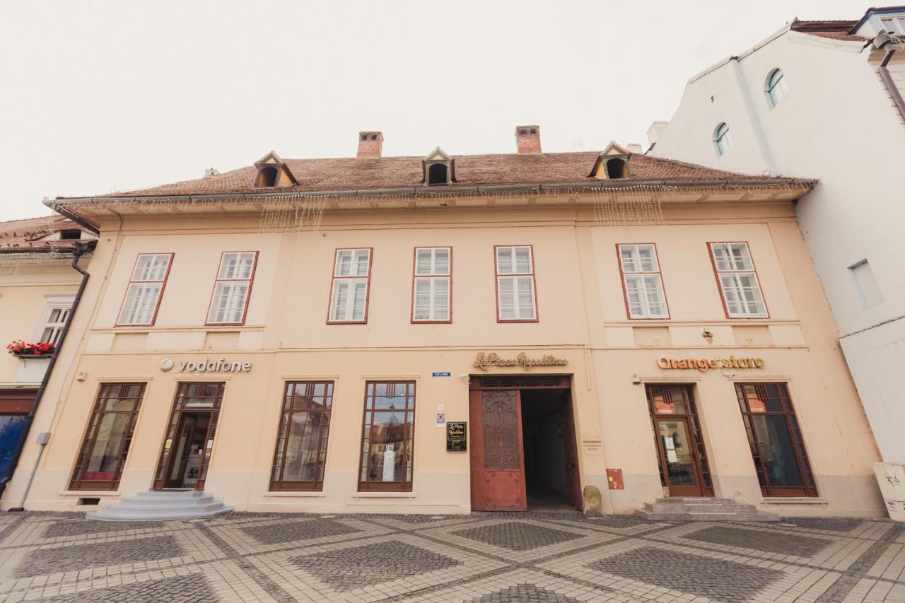 Vendi Grand Square Residence Sibiu Extérieur photo
