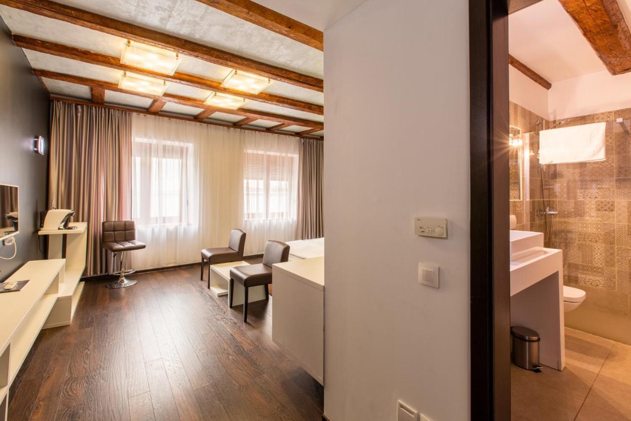 Vendi Grand Square Residence Sibiu Extérieur photo